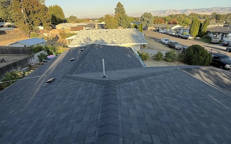 How to Spot a Bad Roofing Contractor (Before It Costs You)